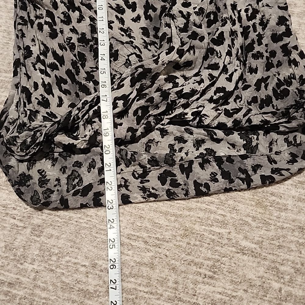 Babaton- front knot top - Picture 4 of 5